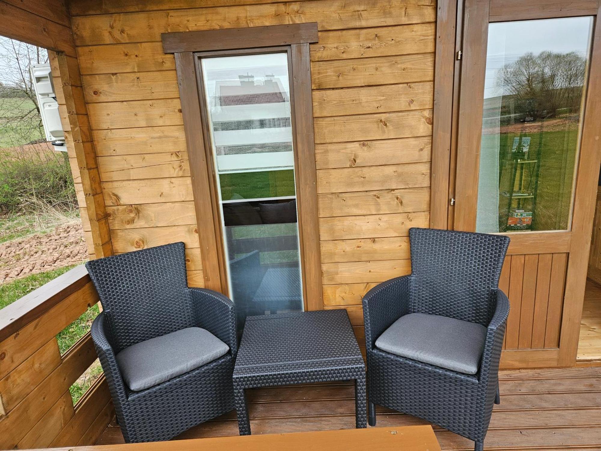 Holiday home Letniskowe Przy Straznicy *